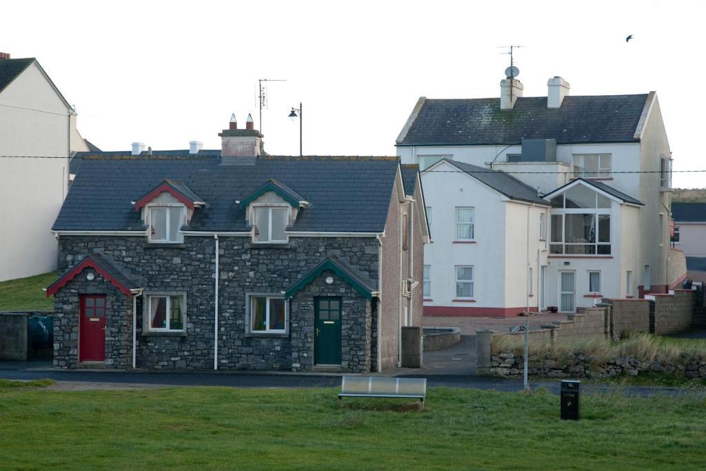 Ceol Na Mara Holiday Homes - Cois Tra & Cor Na Dtonn Enniscrone Room photo